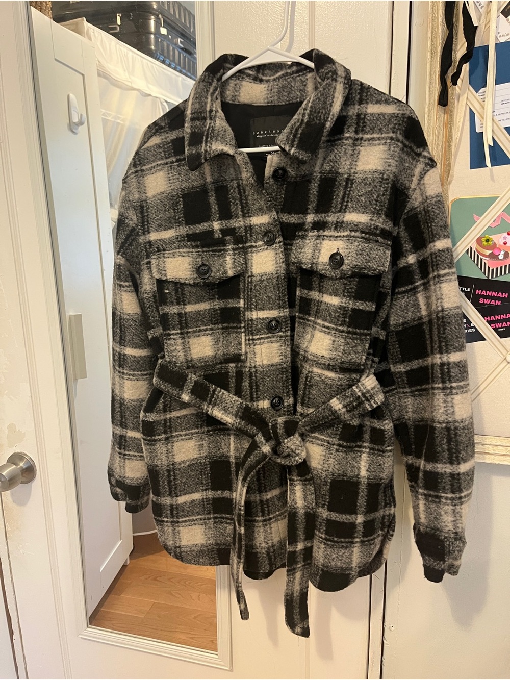 Plaid Tie-Waist Shacket Jacket - Black & Cream